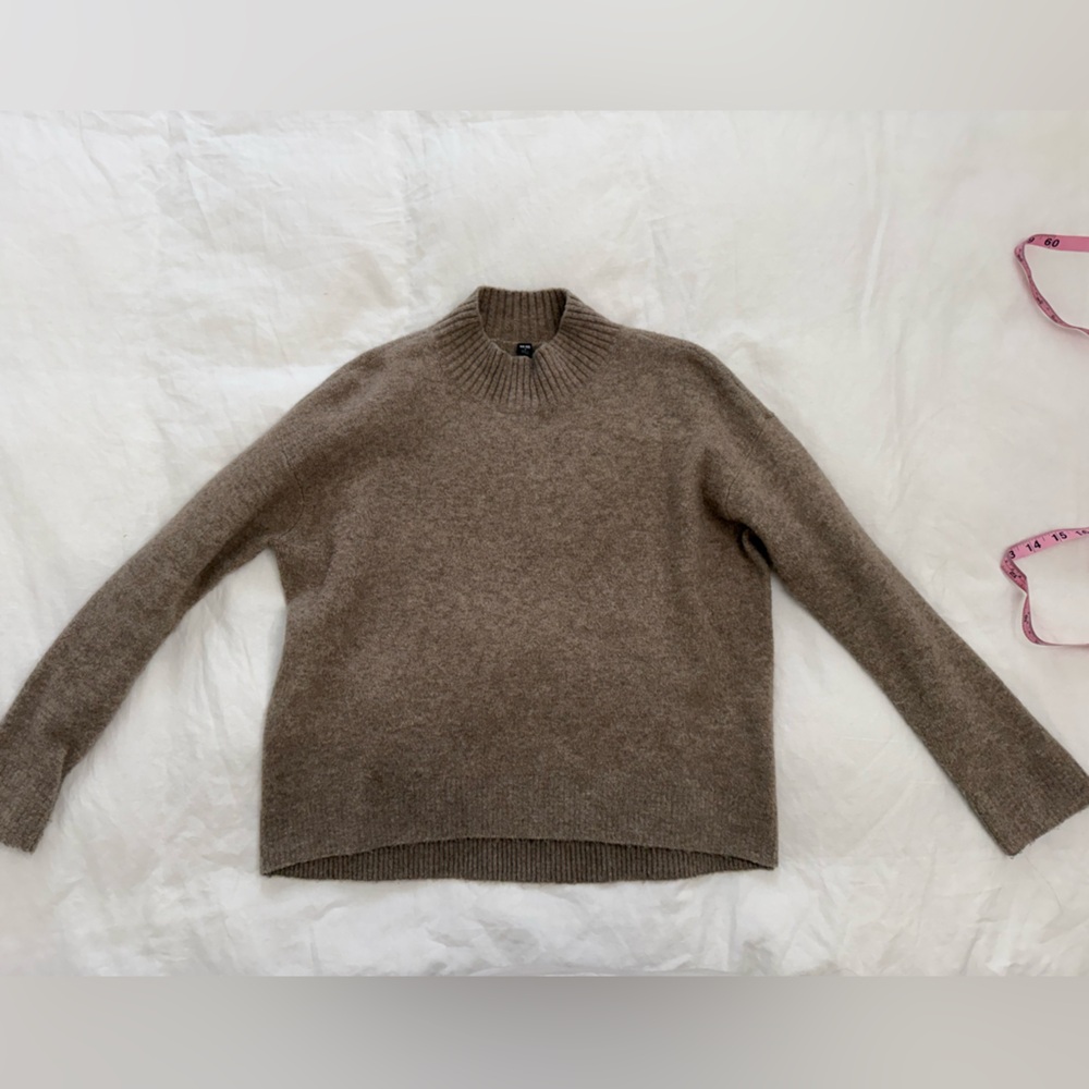 Uniqlo Sweater